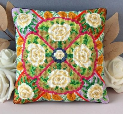 White Roses White Roses Counted Cross Stitch Kit